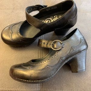 Dansko Black Nevin Mary Jane Heels sz 40 or 10